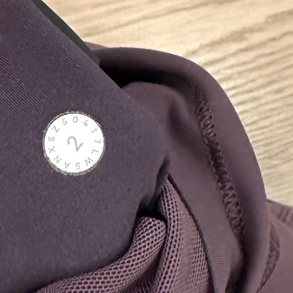 Lululemon Women’s In Movement 7/8 Tight 25" - Picture 4 of 8